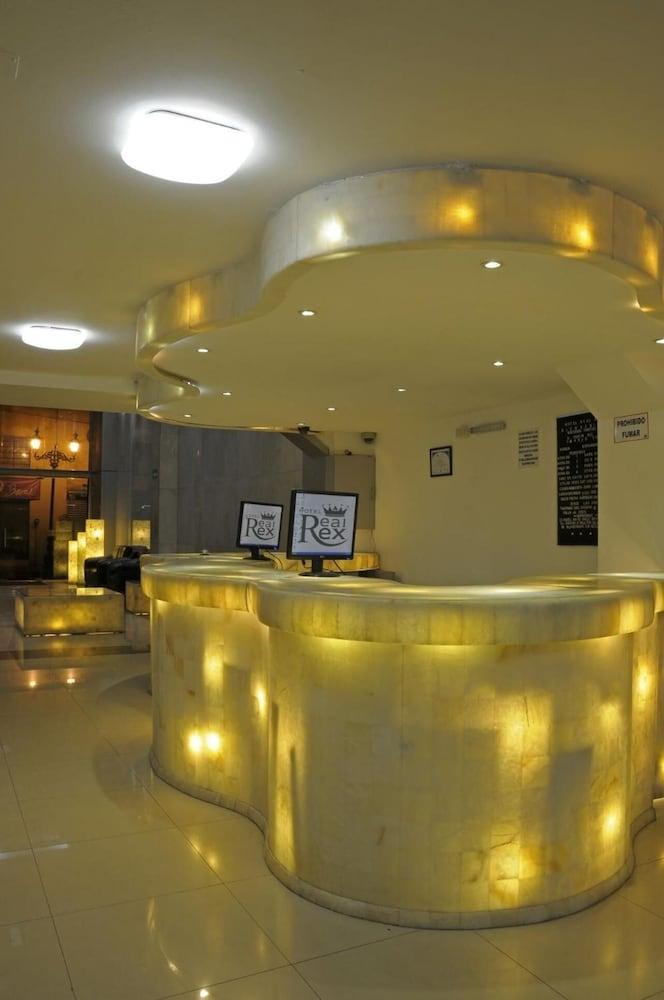 Hotel Real Rex Leon Bagian luar foto