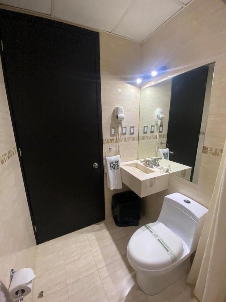 Hotel Real Rex Leon Bagian luar foto