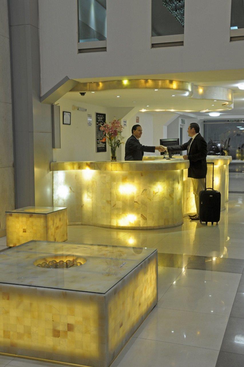 Hotel Real Rex Leon Bagian luar foto