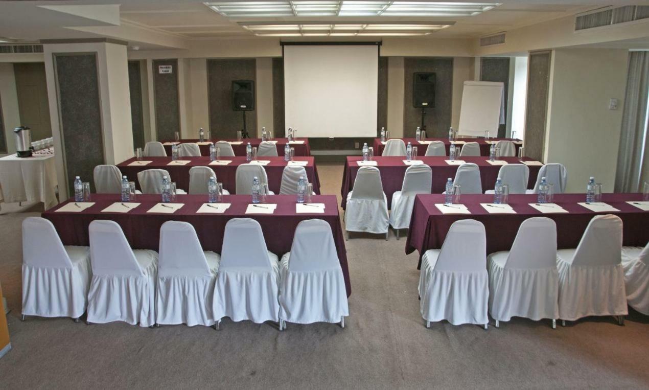 Hotel Real Rex Leon Bagian luar foto