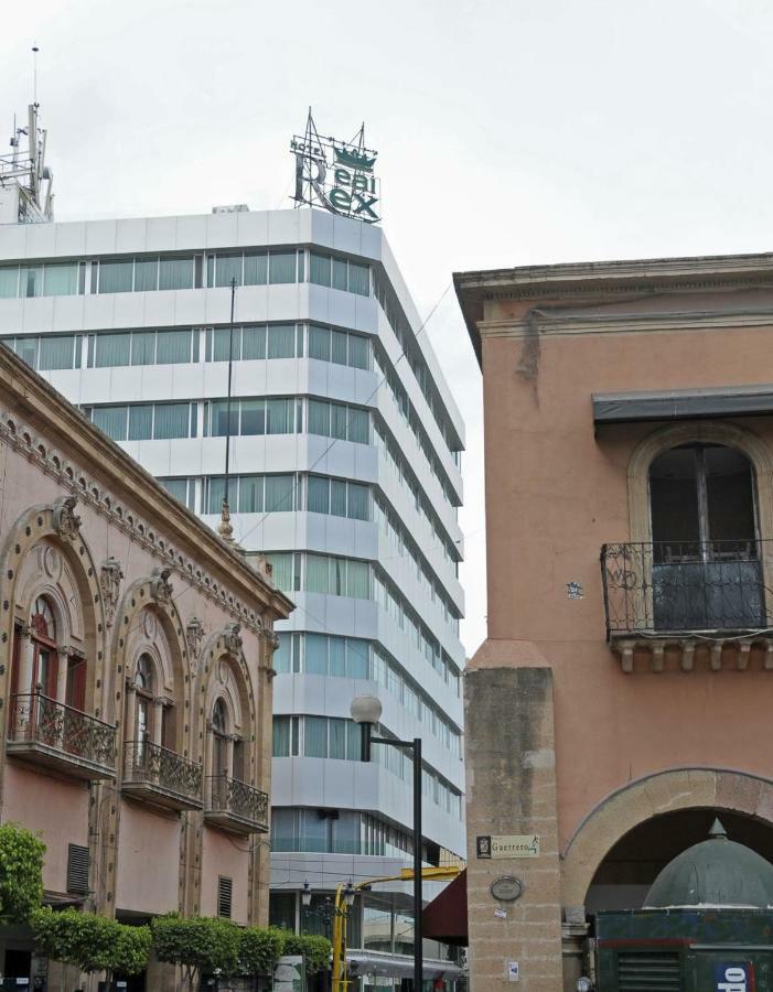 Hotel Real Rex Leon Bagian luar foto