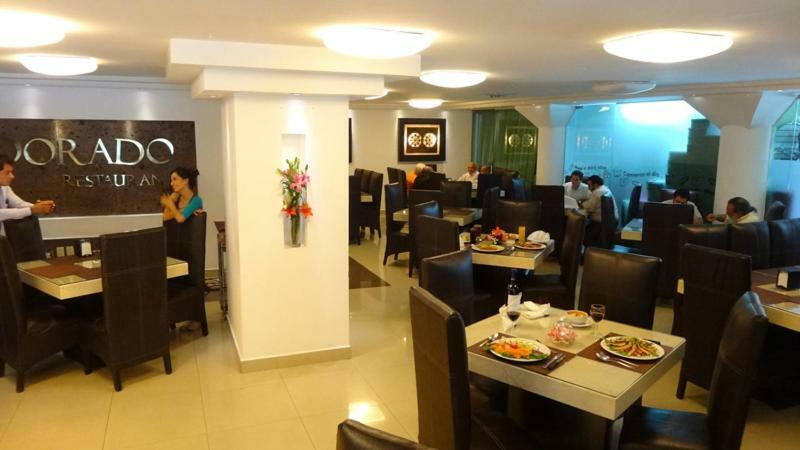 Hotel Real Rex Leon Bagian luar foto
